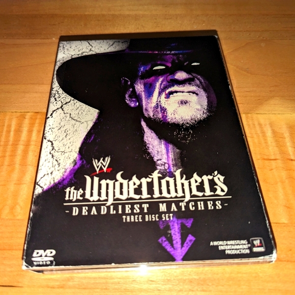 WWE Media Wwe The Undertakers Deadliest Matches 3 Discs Dvd Set Wwe